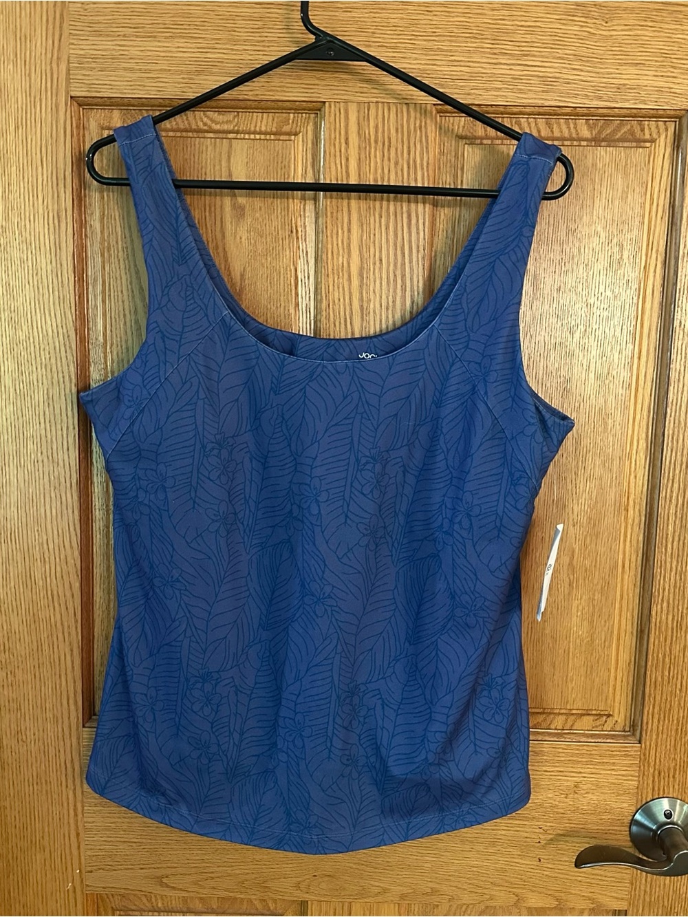NWT Jockey 2‑in‑1 Tank with Built‑In Bra. Size 1x